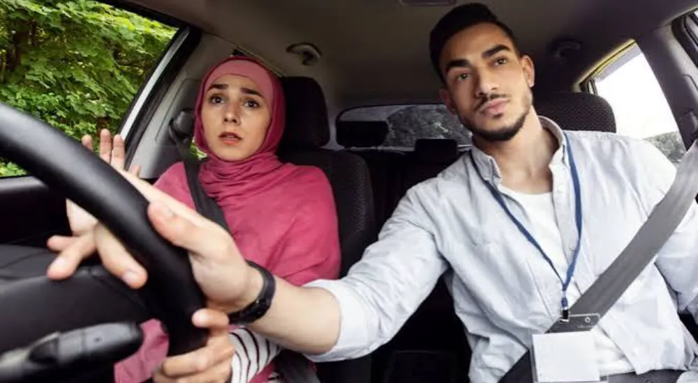 Manual Driving Lessons Dundalk|Drive Confidently