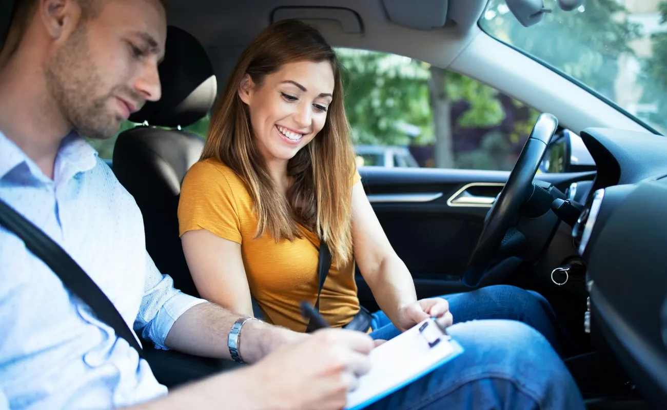 Best Driving School in Dundalk | Expert Instructors