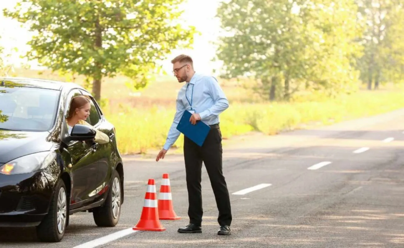 Car Hire for Driving Test in Dundalk: Pass Your Test with Confidence